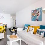 Frontline Penthouse With Heated Pool And Parking * Los Cristianos (Tenerife)