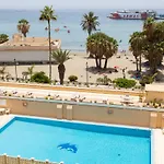 Apartament Frontline Penthouse With Heated Pool And Parking