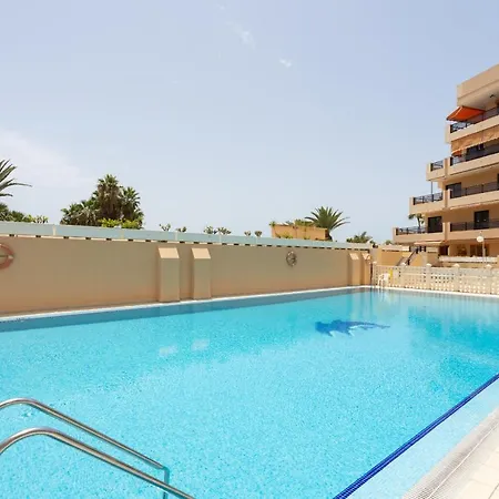 Frontline Penthouse With Heated Pool And Parking *