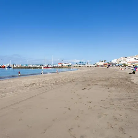 Frontline Penthouse With Heated Pool And Parking * Los Cristianos (Tenerife)