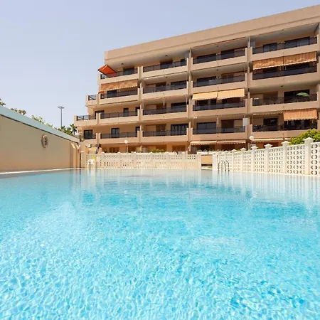 Frontline Penthouse With Heated Pool And Parking * Los Cristianos (Tenerife)