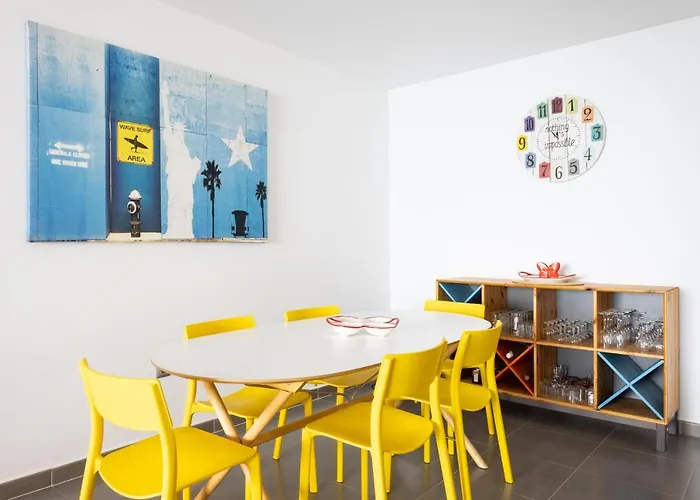 Frontline Penthouse With Heated Pool And Parking *