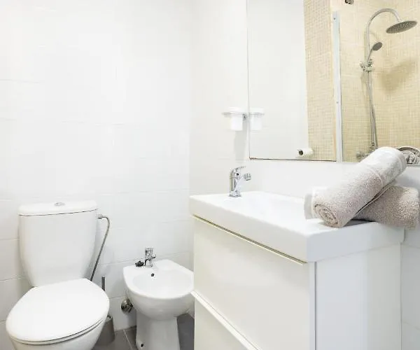 Appartement Frontline Penthouse With Heated Pool And Parking *