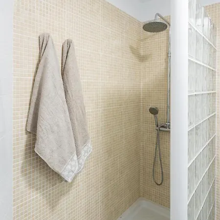 公寓 Frontline Penthouse With Heated Pool And Parking *